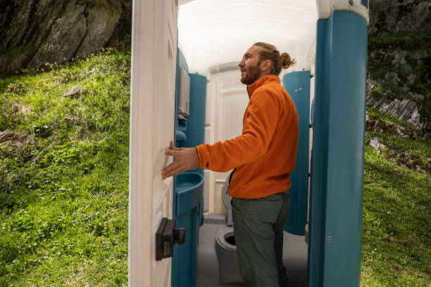 Best Construction site porta potty rental  in Madison, SD