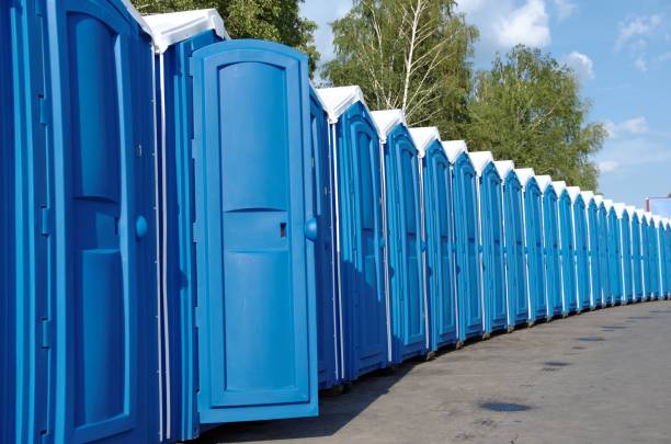 Best Porta potty rental near me  in Madison, SD